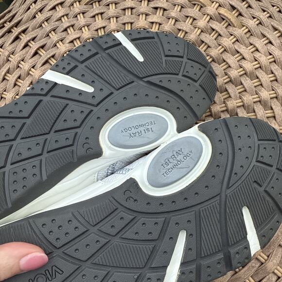 VIONIC Mary Jane Slip On Sneakers White Women’s SIZE 8.5 Comfort 1st Ray tech - Picture 16 of 16